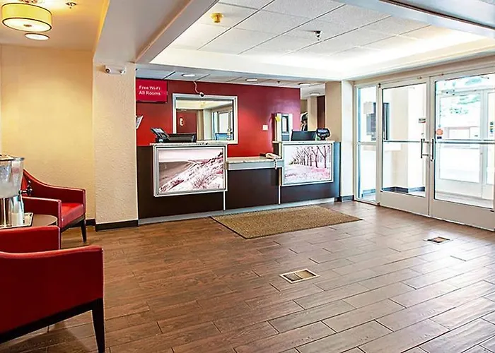 Seasons Inn Traverse City